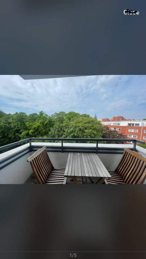 Mauer Castle Apartment Berlin Bagian luar foto